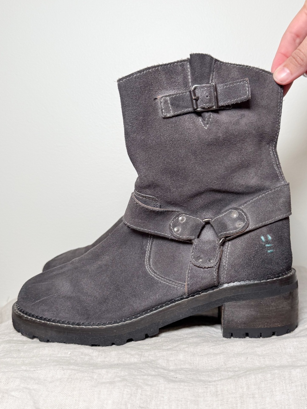 Women's Roan Gray Suede Zip-Up Harness Boots